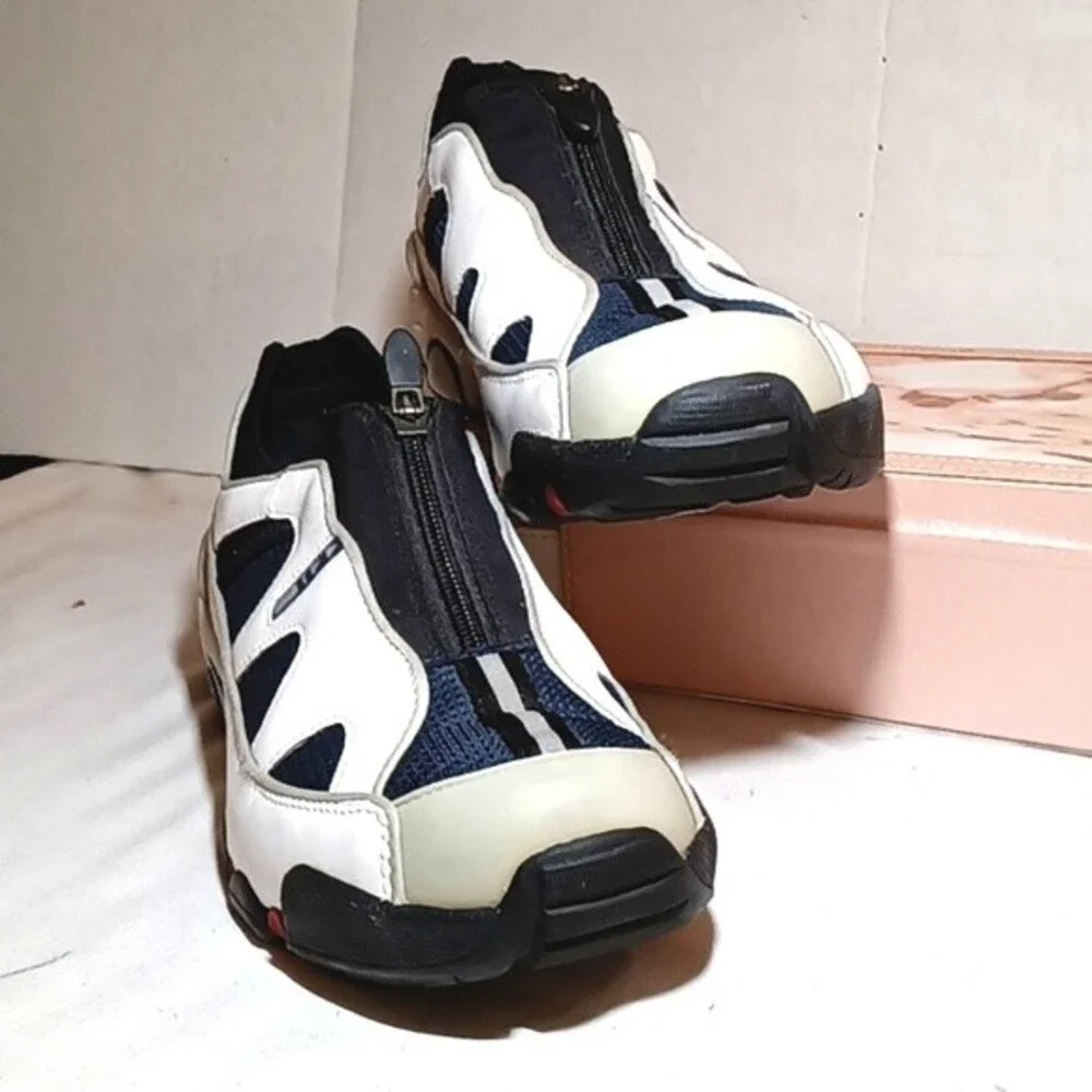 Ecco Receptor White/Blue Women's Sneaker sz 9.5